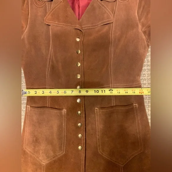 🔥 Vintage Suede Jacket - Western Chic Meets Rockstar Vibes 🤠🎸🔥 - Picture 15 of 16